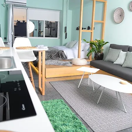 Апартаменты Absolute Comfy Gateway At Centre And Close To Sea Каламата