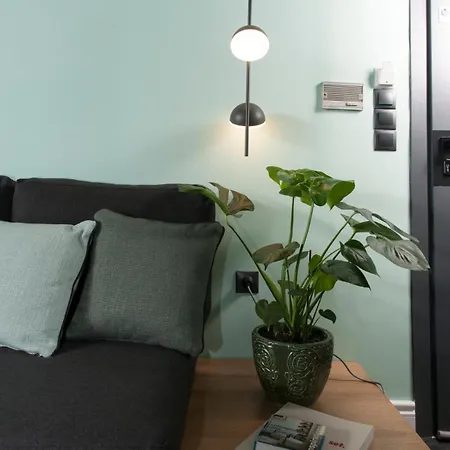 Absolute Comfy Gateway At Centre And Close To Sea Апартаменты Каламата