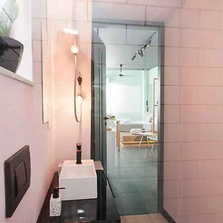 Апартаменты Absolute Comfy Gateway At Centre And Close To Sea