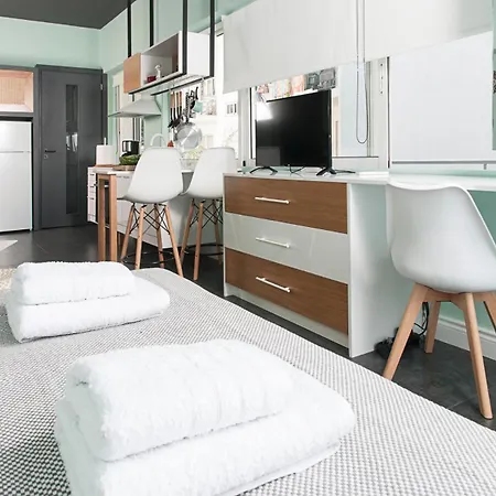 Апартаменты Absolute Comfy Gateway At Centre And Close To Sea Каламата
